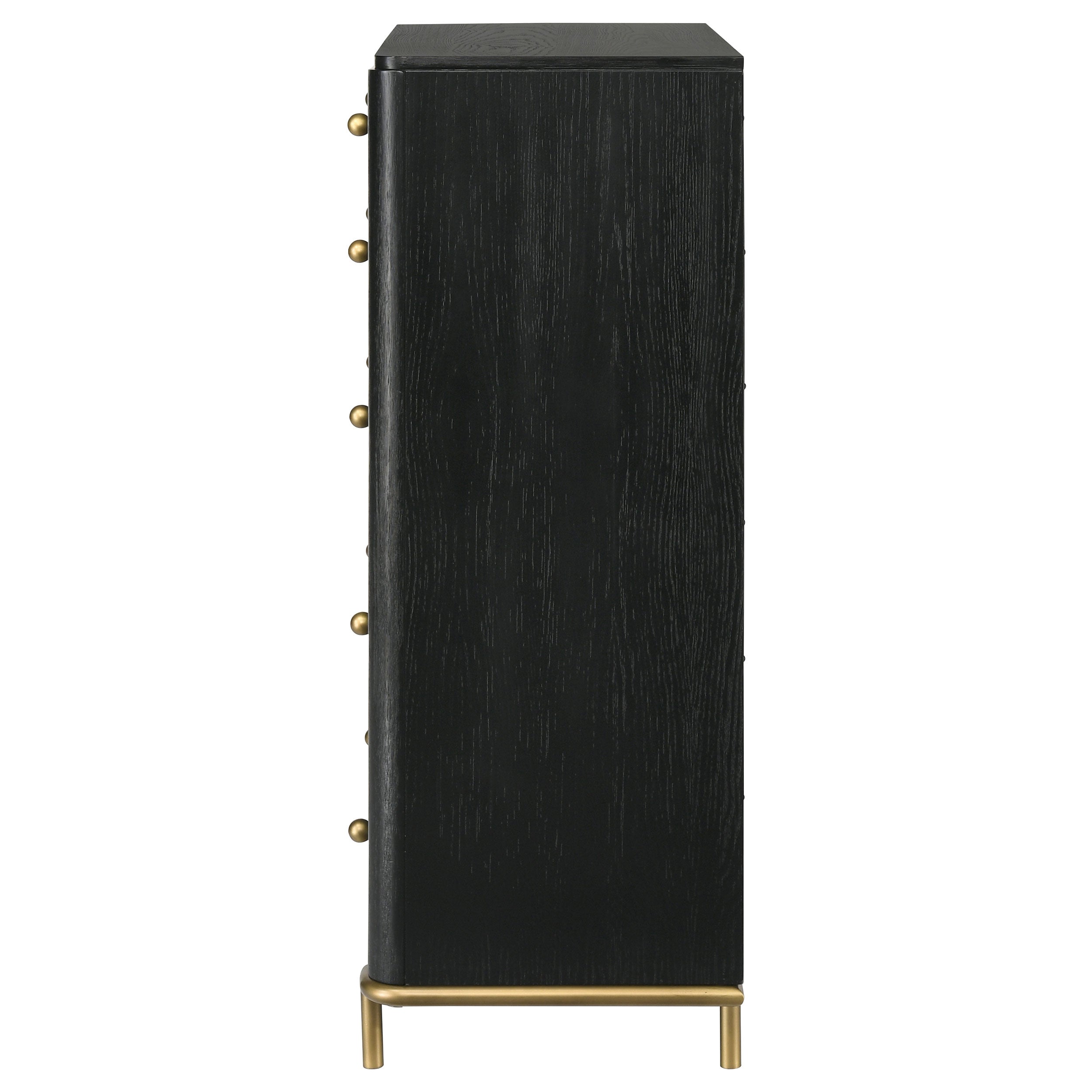 Arini Chests