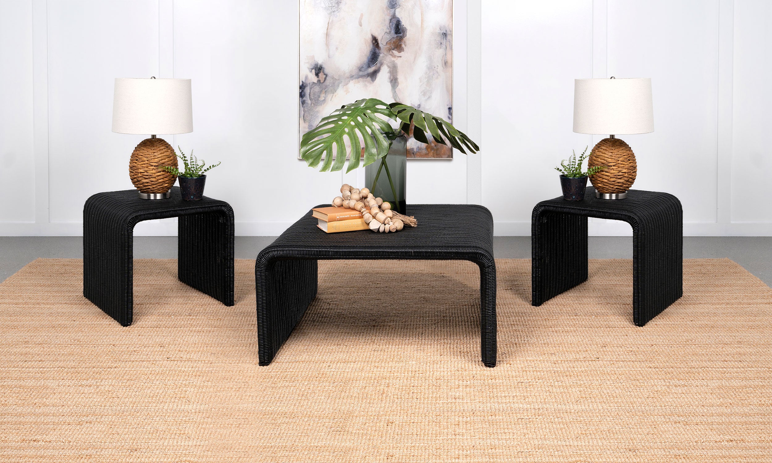 Cahya Sets Black