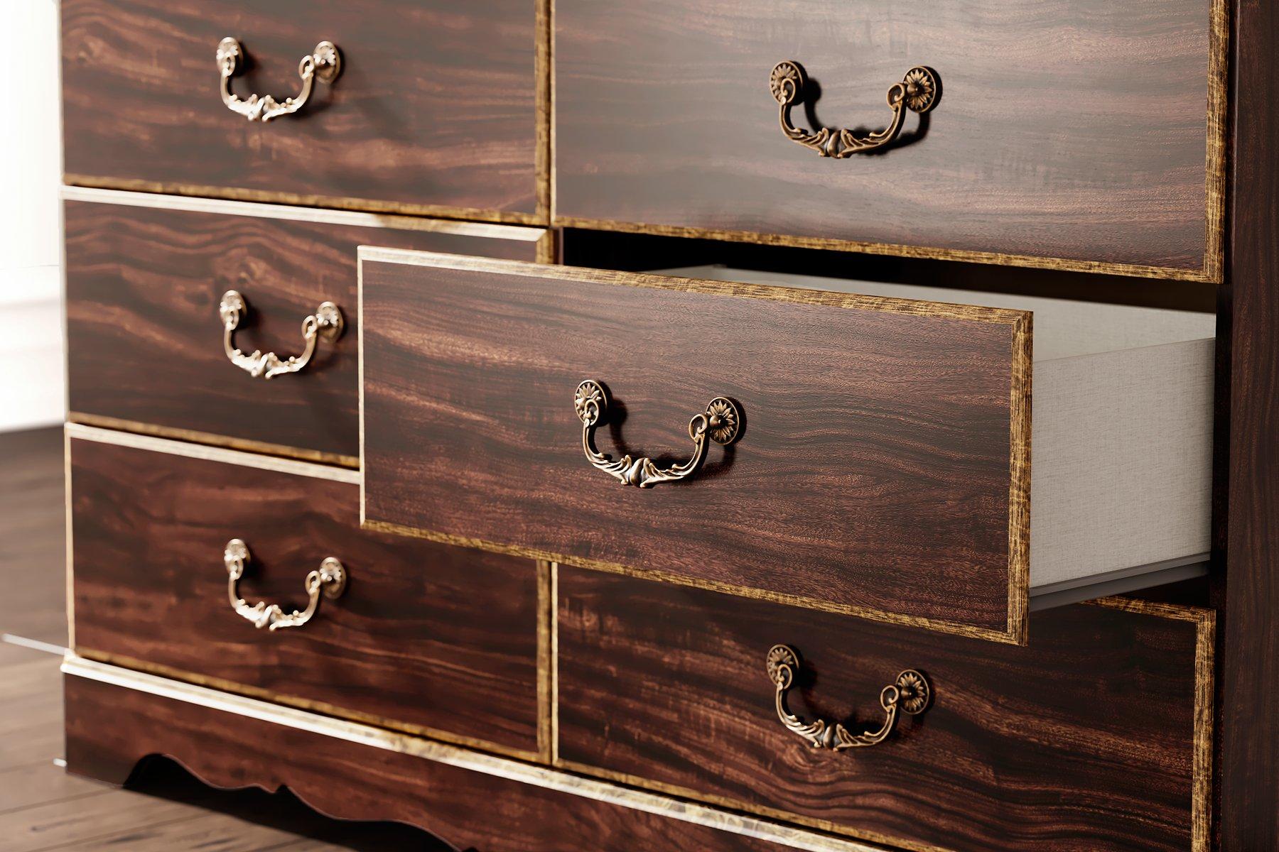 Glosmount Dresser