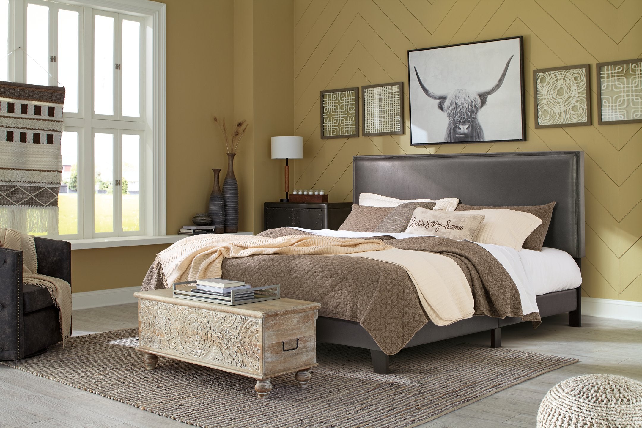 Mesling Upholstered Bed