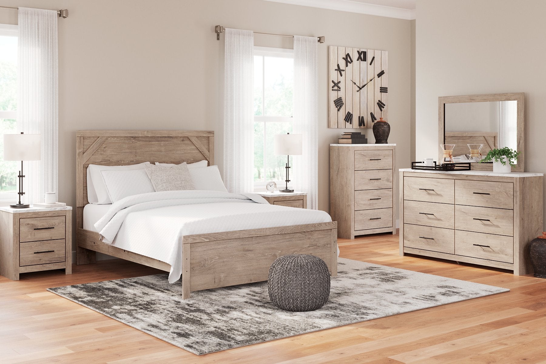 Senniberg Bedroom Set