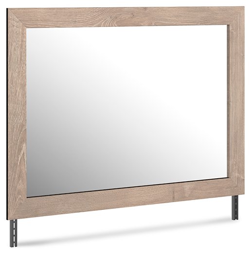 Senniberg Dresser and Mirror