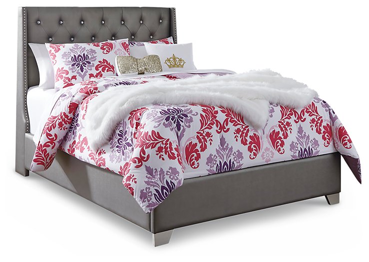 Coralayne Bedroom Set