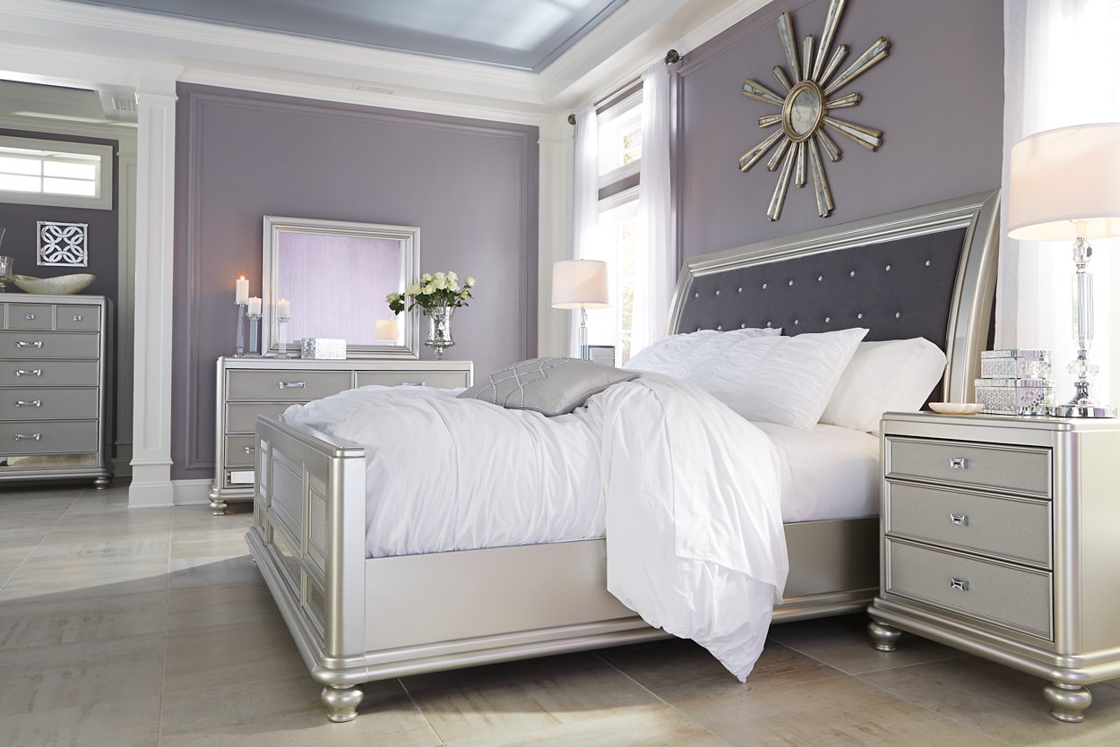 Coralayne Bedroom Set