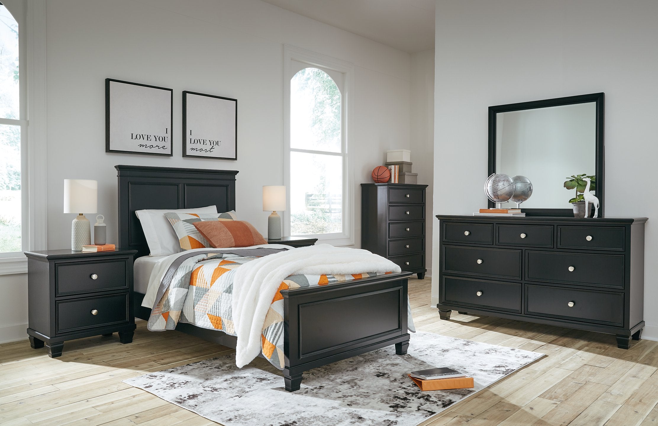 Lanolee Bedroom Set