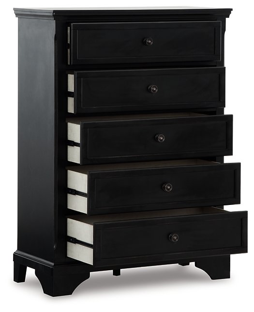 Chylanta Chest of Drawers