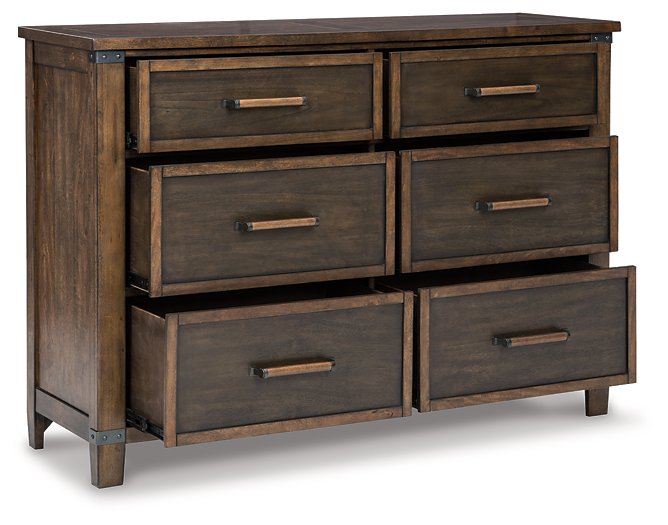 Wyattfield Dresser