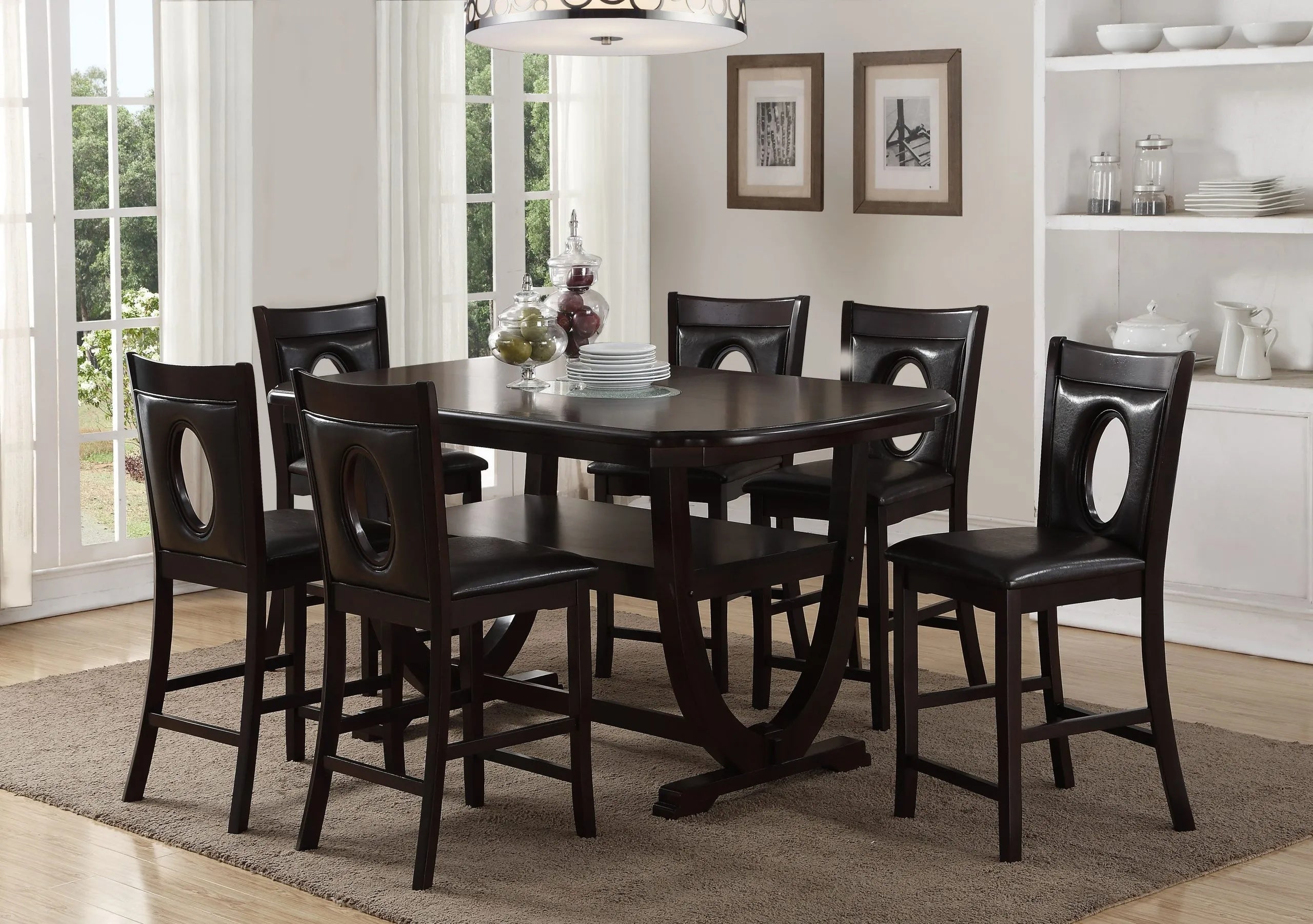 D137 Table & 4 Chairs