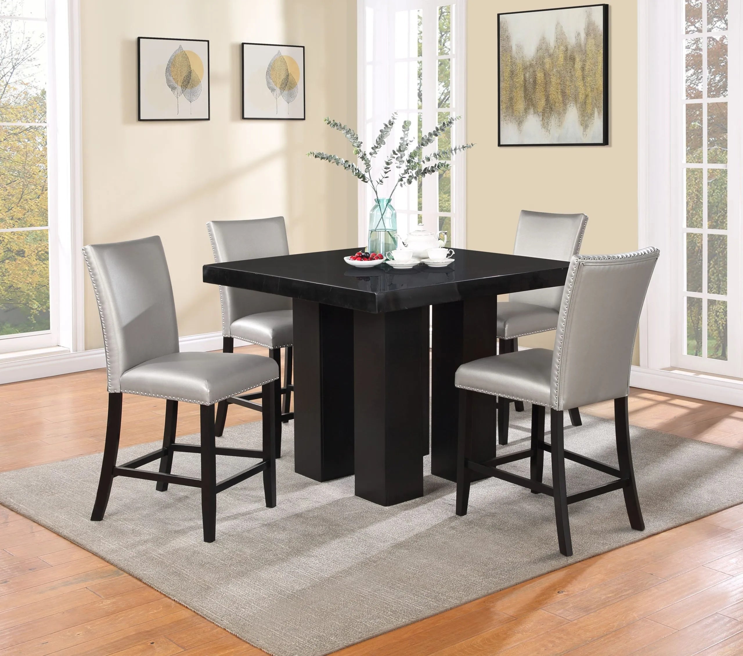 D163 Black/D164 Silver Table & 4 Chairs