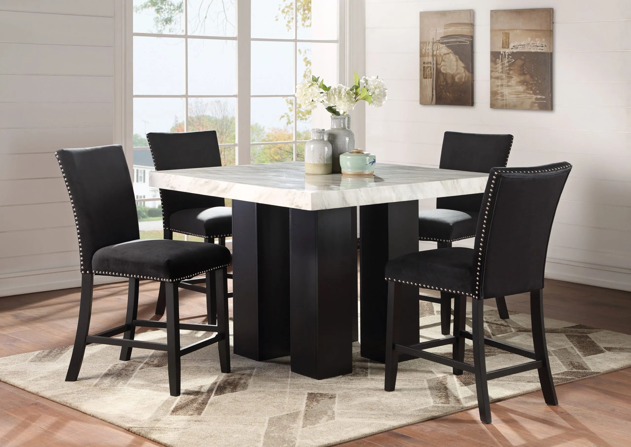 D163 White/D163 Black Table & 4 Chairs