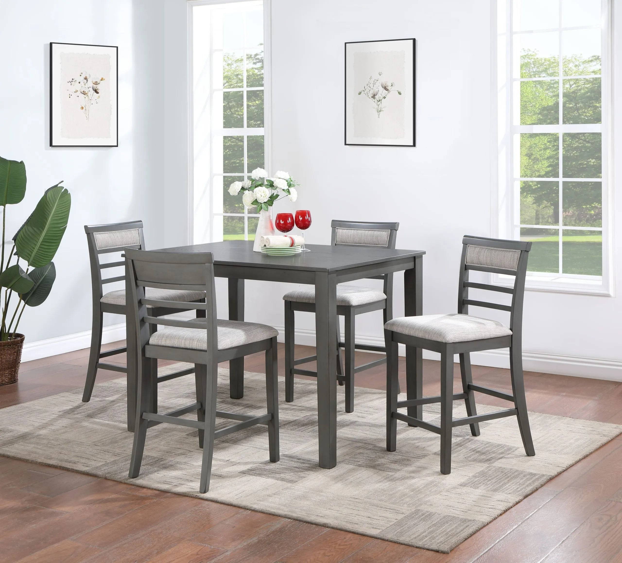 D184 Table & 4 Chairs