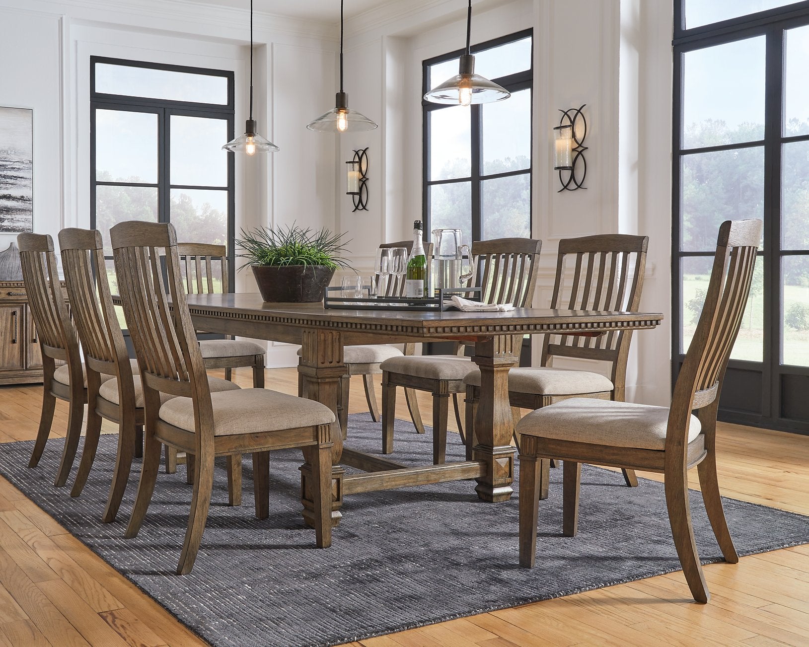 Markenburg Dining Set