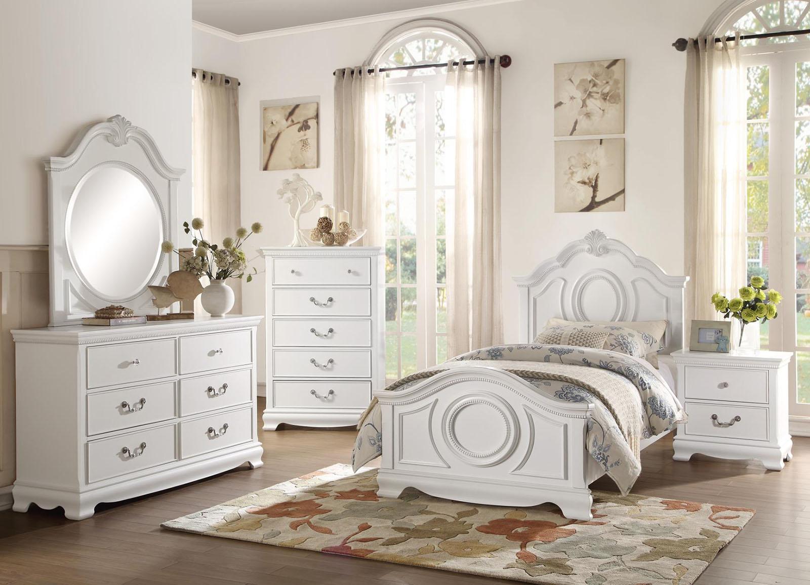 Homelegance Lucida Full Panel Bed in White 2039FW-1*