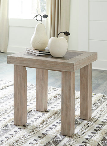 Hennington End Table