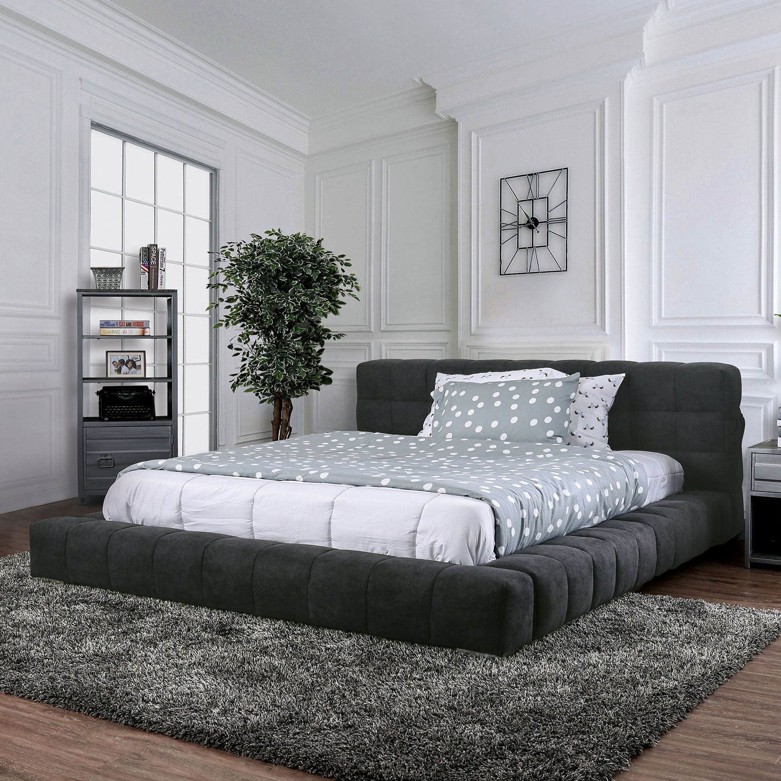 Wolsey Dark Gray Queen Bed image